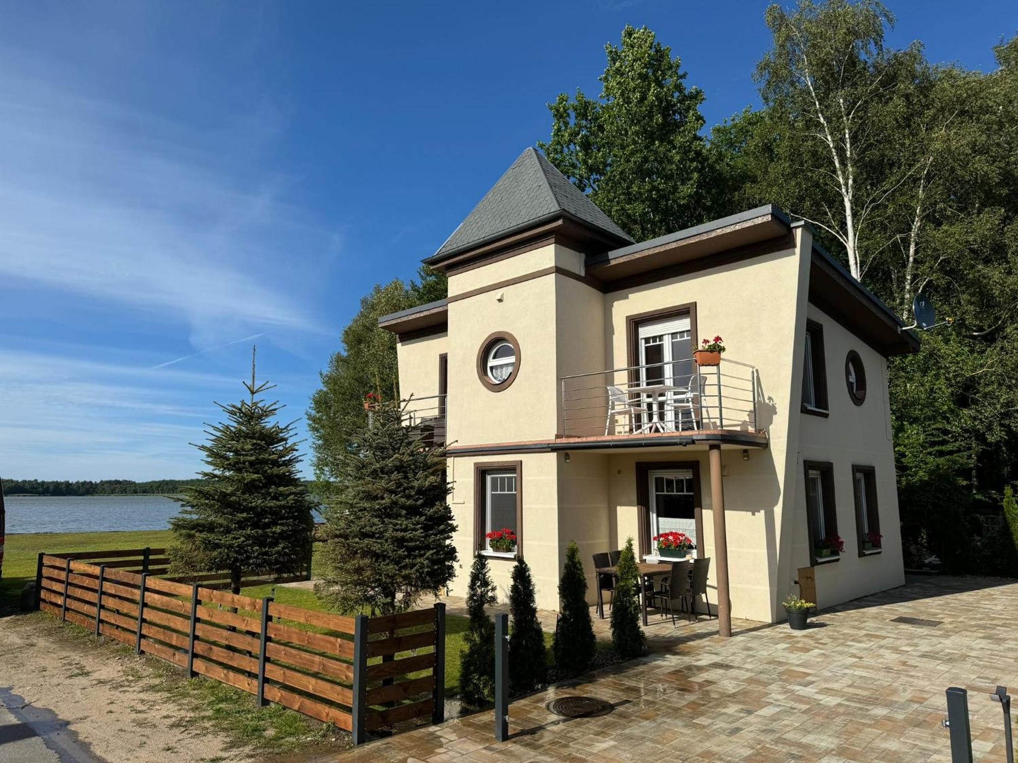 Domek Leba Nowecin Exterior foto
