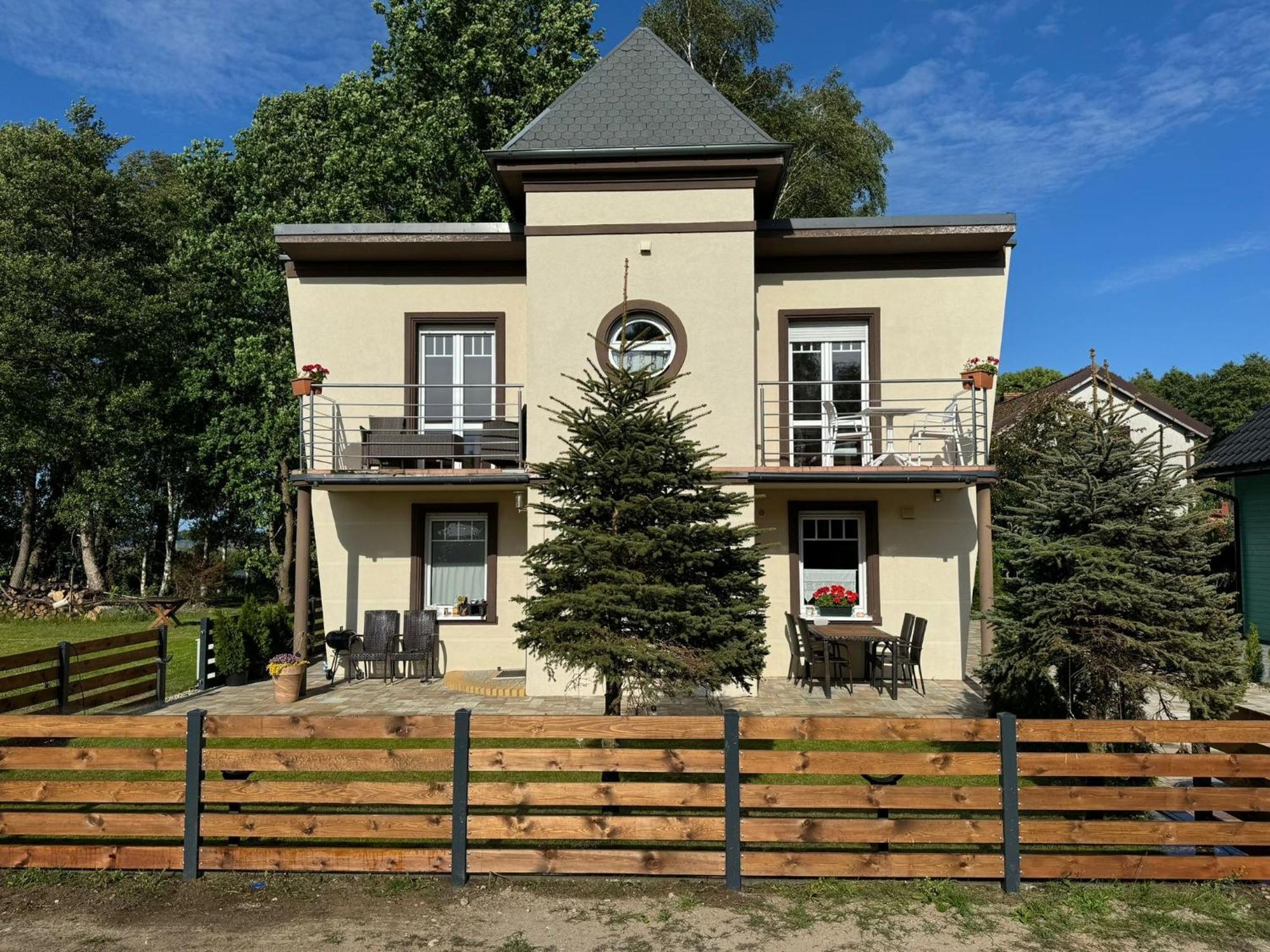 Domek Leba Nowecin Exterior foto
