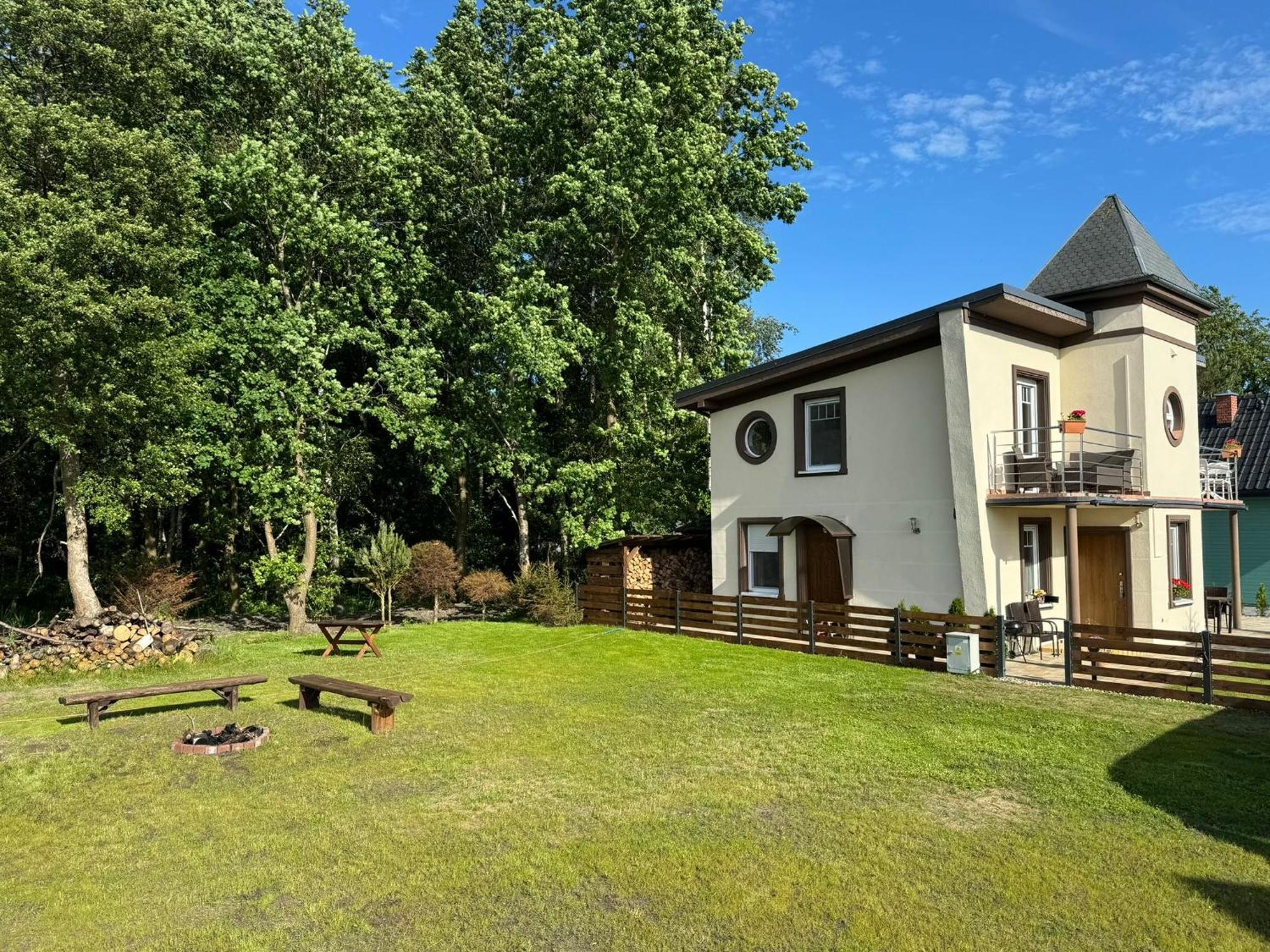 Domek Leba Nowecin Exterior foto