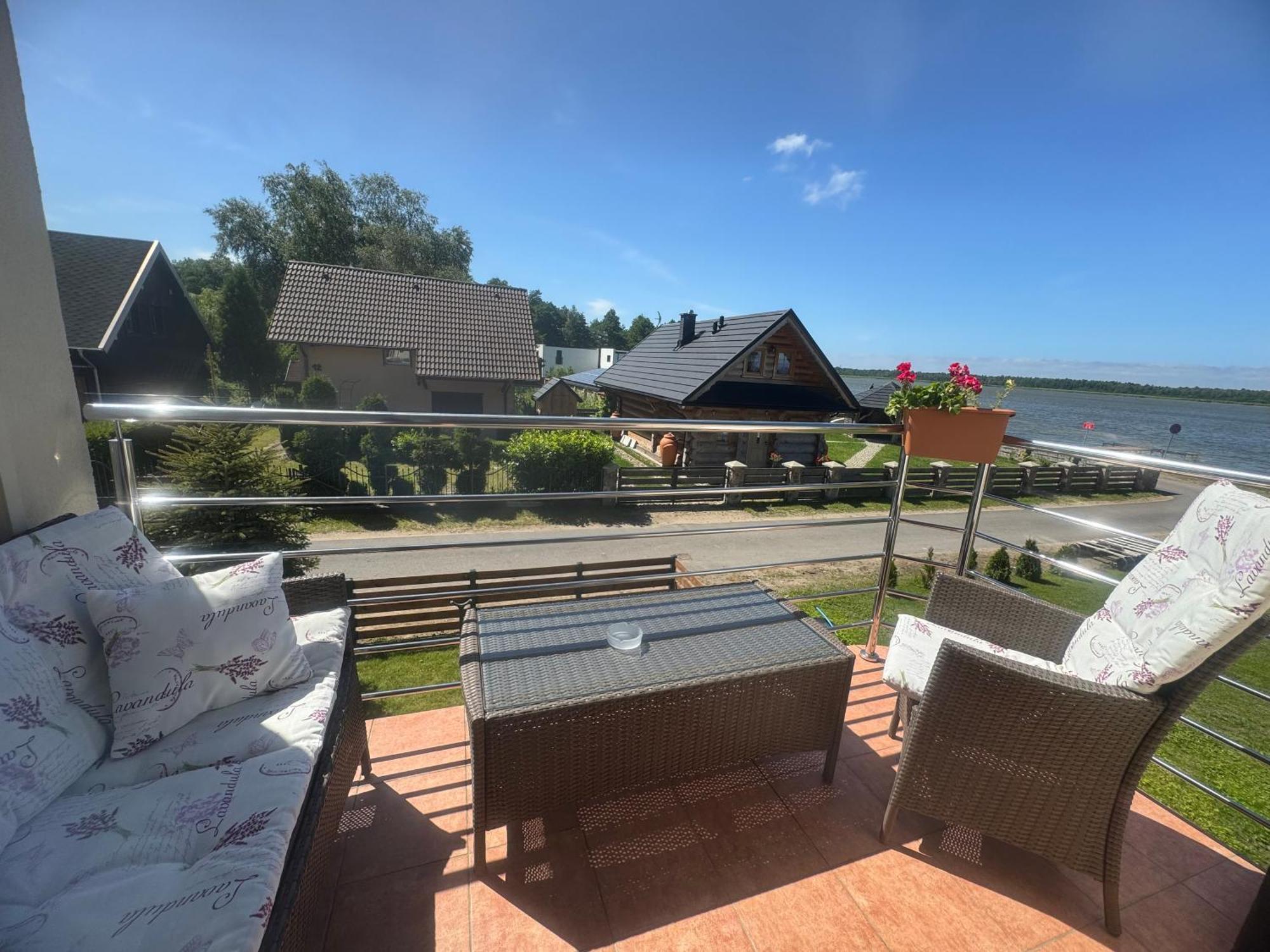 Domek Leba Nowecin Exterior foto